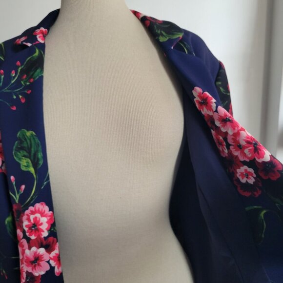 Eloquii Blue Floral Women’s Crepe Blazer (Size:16) - Picture 11 of 16